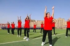 赛地聚焦——西甲赛后热度飙升，夏洛特黄蜂再遭质疑，底气十足，资深球员宣示担当的简单介绍