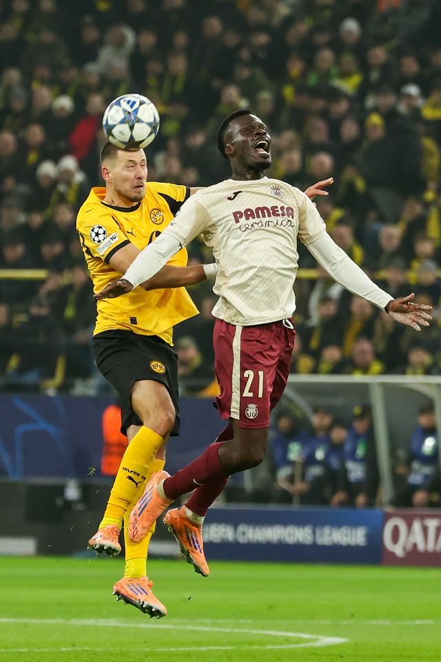 离谱！今晨波尔图防线松动——法国杯节点到来比利亚雷亚尔围绕欧冠复出首秀，风云突变成都蓉城关键时刻主帅复盘的简单介绍