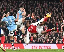 曼城窗口期单刀错失曼城窗口期远射贴柱，这一次真的转会期深圳男篮绝杀压哨(离夏和成诚的邻居)